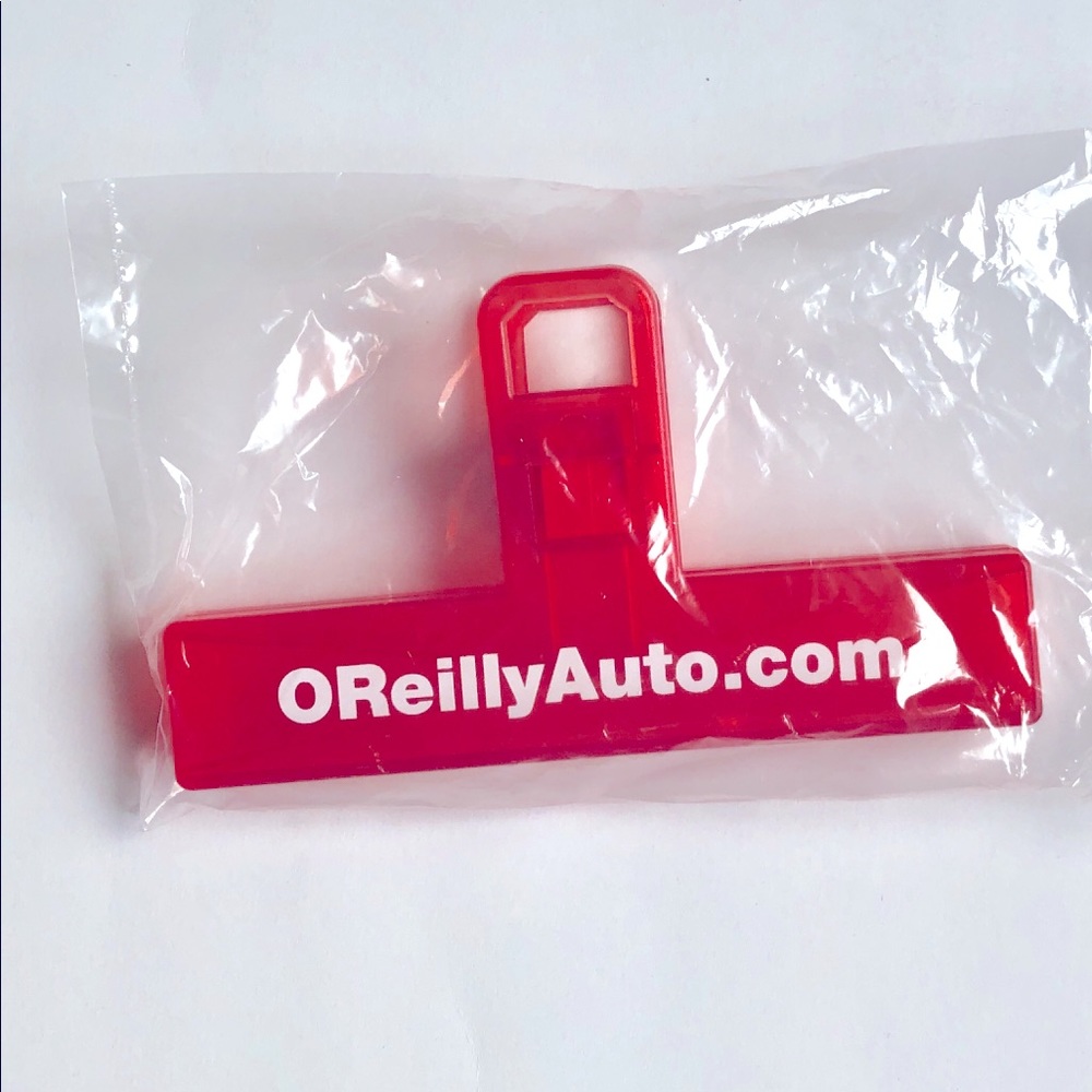 3/$10 O’REILLY Chip Clip Red 6” NEW